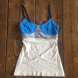 Lululemon Tank Size 2 size tag missing